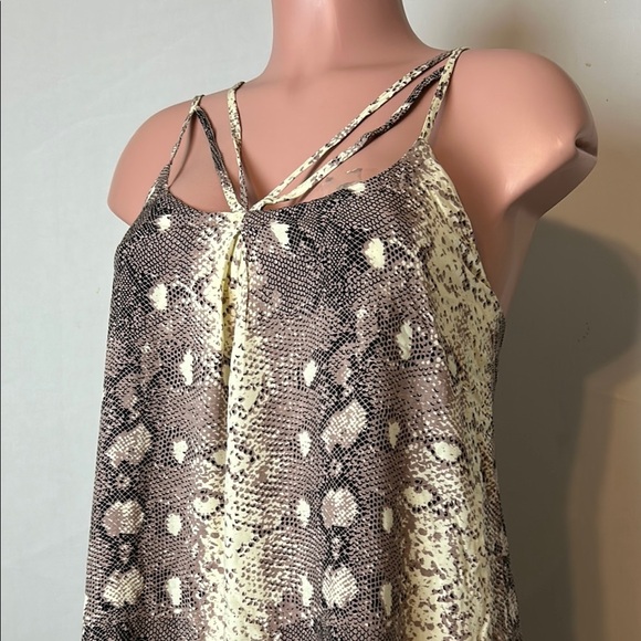 Entro Dress Women’s Spaghetti Strap Mini Dress Lined. Size L - Picture 3 of 15